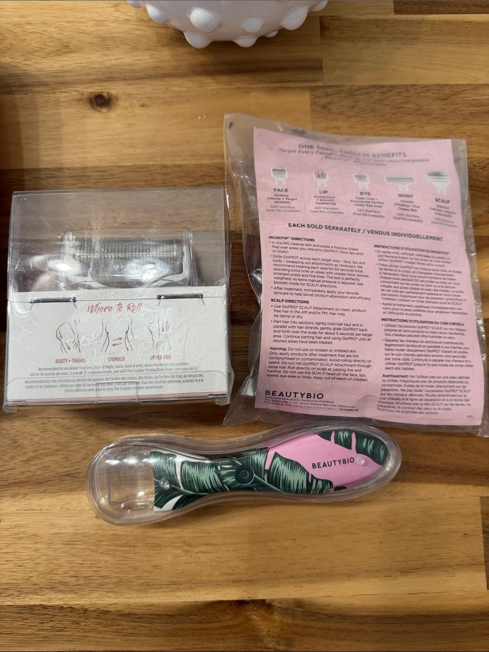 BeautyBio GloPro Micro-Needling Tool with Travel Case - Pink/Gray - Picture 4 of 5